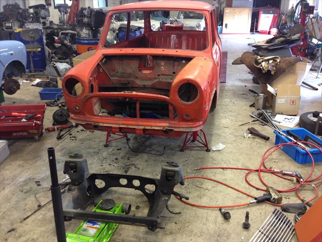 MINI フロントサブフレーム 131013-154049-013