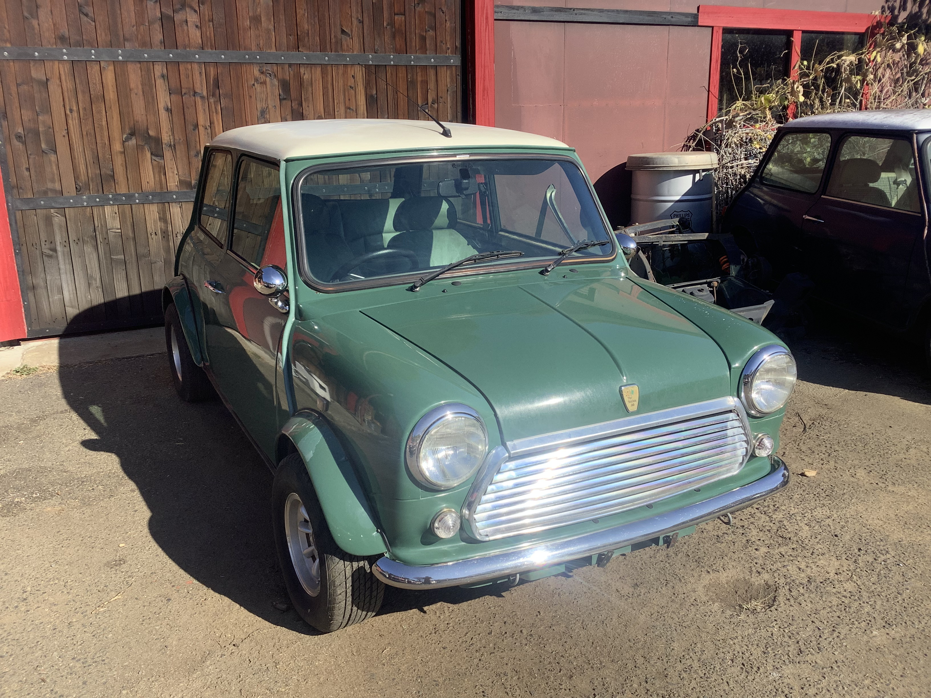 ローバーミニクーパー　アーモンドグリーン