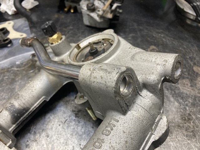 クラシックミニ マニホールドパイプ