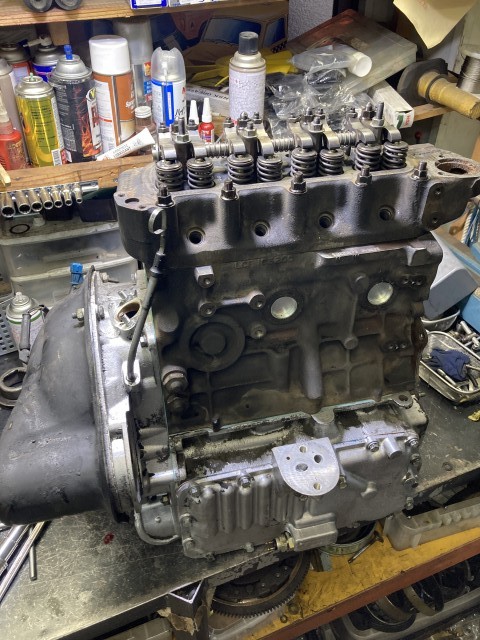 クラッシックミニ エンジン